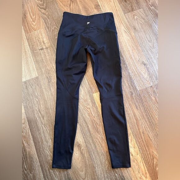 Motion365āby FABLETICS black yoga running pants /2 zipper pockets on the sidesāS - Picture 4 of 17